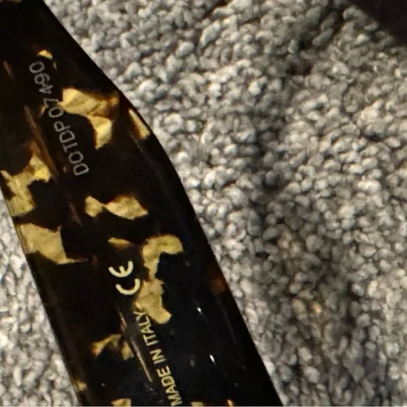 GUCCI OVERSIZED SUNGLASSES GG0083s 100% AUTHENTIC - Picture 5 of 12